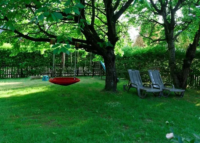 Zielony Domek Holiday home *