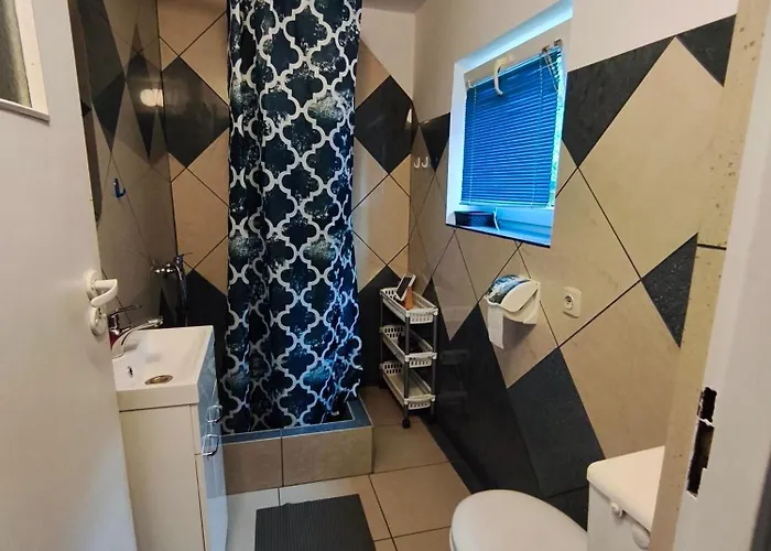 Zielony Domek Holiday home *