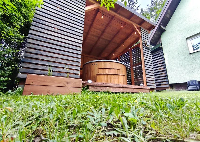 Zielony Domek Holiday home Nowe Guty